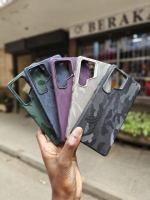 Henks Camo Case